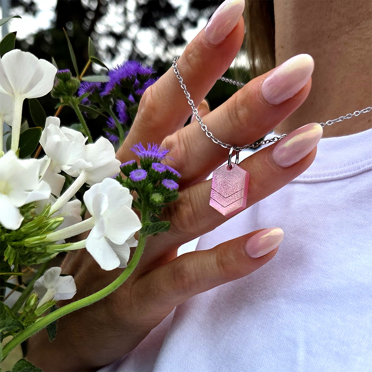Detail 2 Gem Crystal Pink